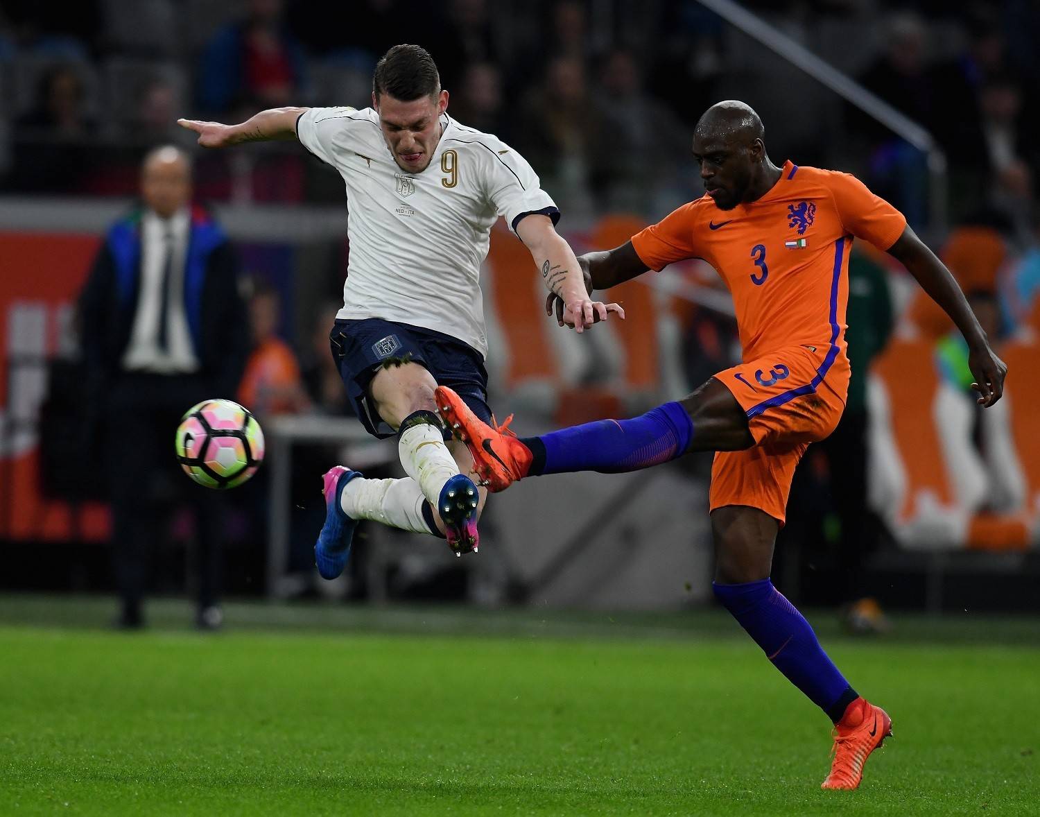 斗牛游戏-罗马尼亚队在欧预赛中大胜对手,表现抢眼吗